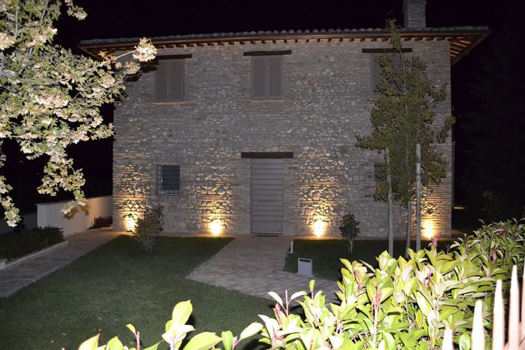 Via-Lazio-Foligno-bifamiliare-02